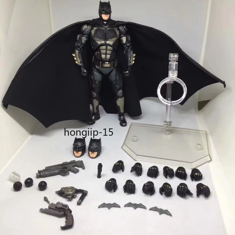 New Mafex 064 DC Comics Justice League Batman Tactical Suit Action Figure BoxSet