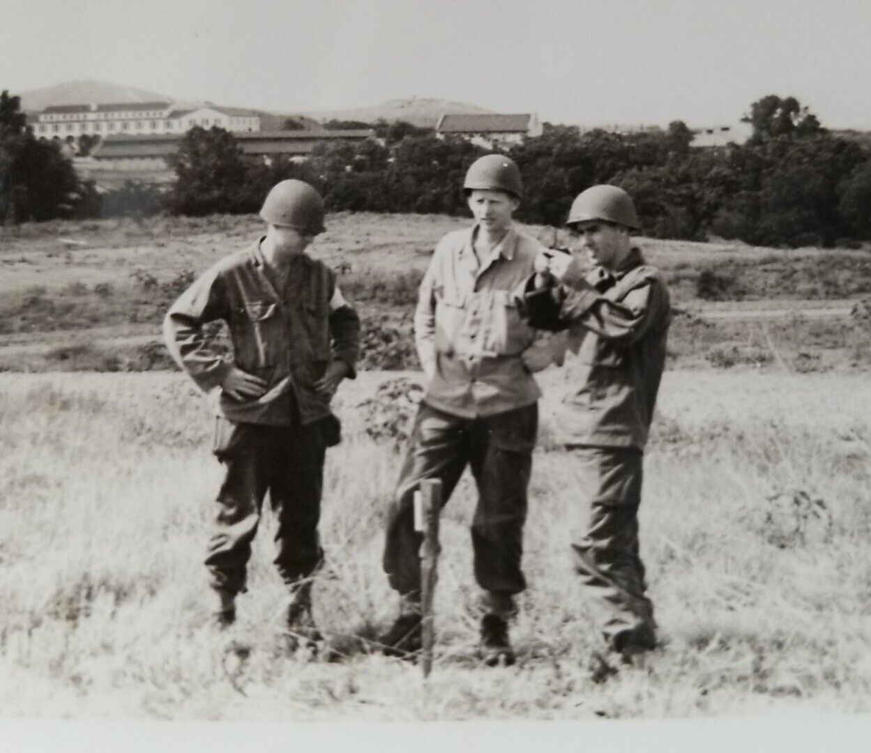 Vintage U.S. Soldiers In Field PHOTO ~ Military 