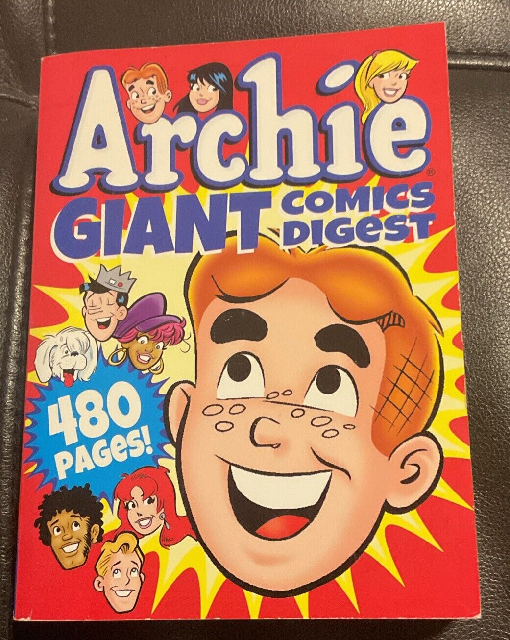 Archie Giant Comics Digest TPB VF-NM 480 Pages 2014 Great Condition CombinedShip