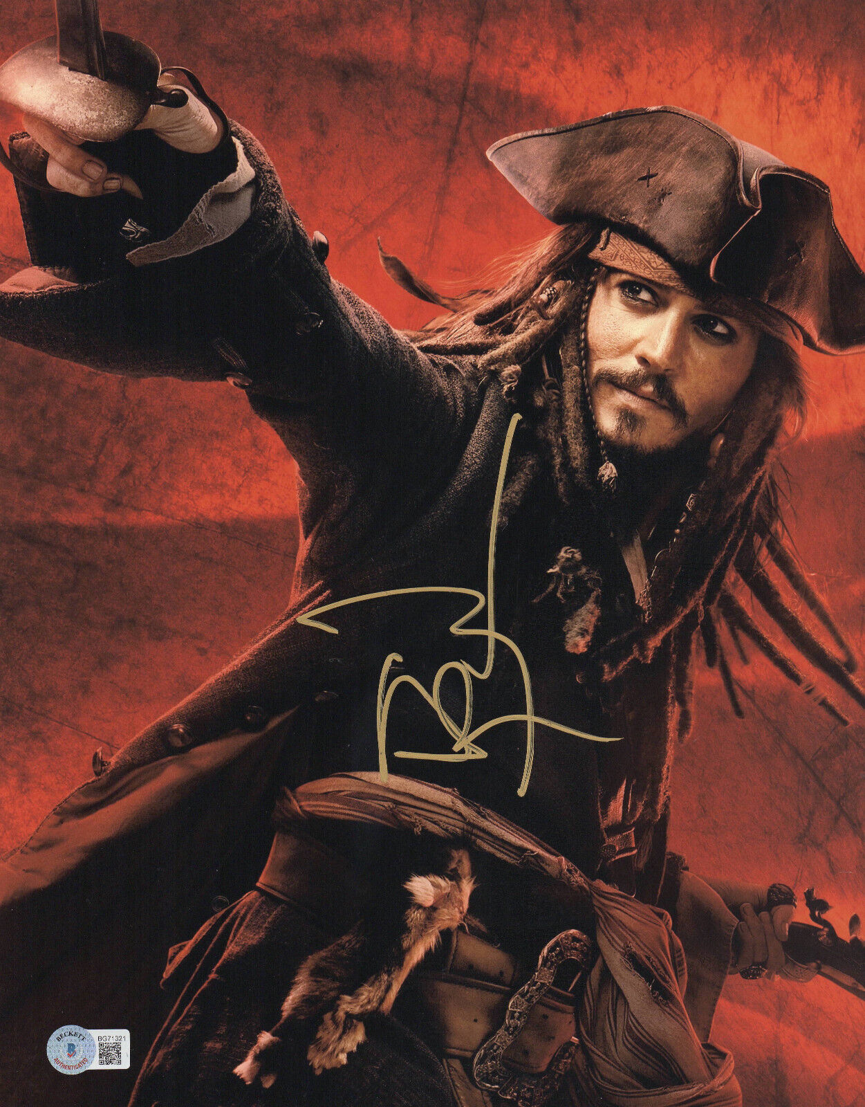 JOHNNY DEPP SIGNED 'PIRATES OF THE CARIBBEAN' 11X14 PHOTO AUTOGRAPH BECKETT BAS