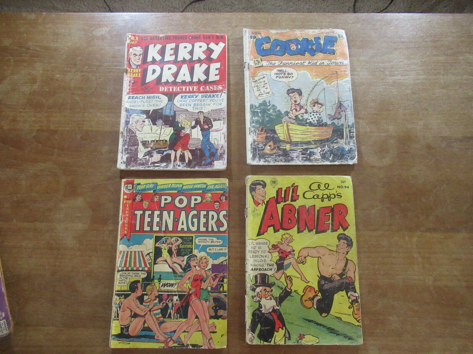 LOT OF 4 COMPLETE GOLDEN AGE COMICS DRAKE DETECTIVE TEEN-AGERS GREAT READERS 