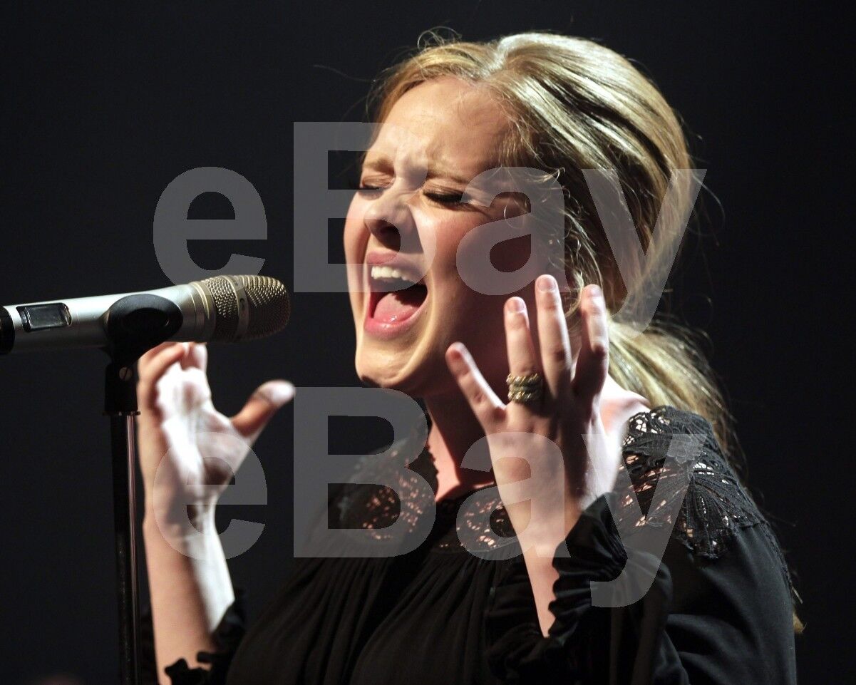Adele \