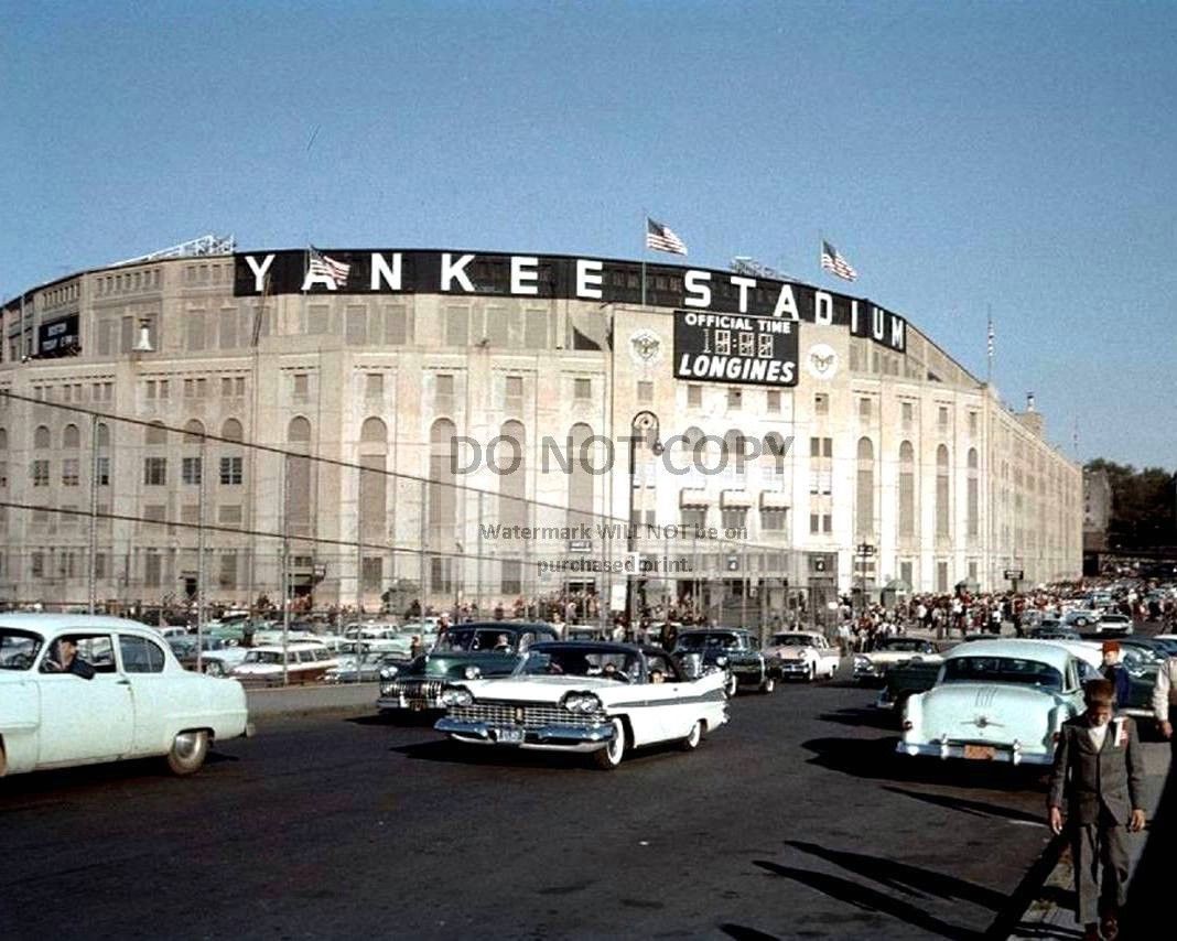 ORIGINAL YANKEE STADIUM IN THE LATE 1950s - 8X10 SPORTS PHOTO (CC637)