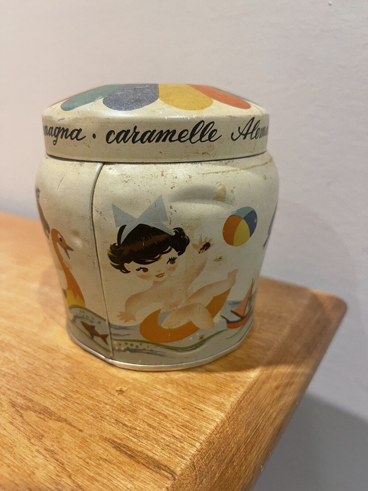 Round Tin Milano Italy 60’s Kid Graphics, Vintage 4”Alemagna Caramelle Panettone