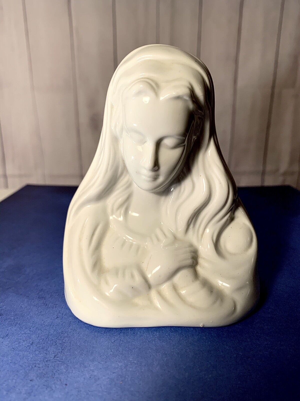 Beautiful Vintage Porcelain Madonna Virgin Mary Figurine Bust