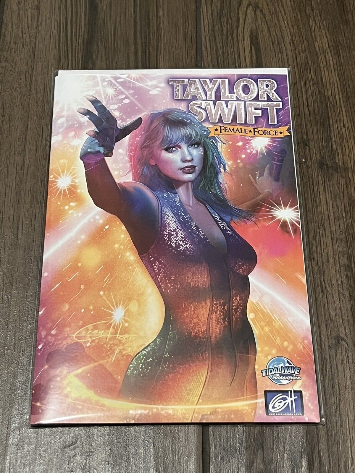 TAYLOR SWIFT FEMALE FORCE Greg Horn variant Trade dress C2e2 Exclusive