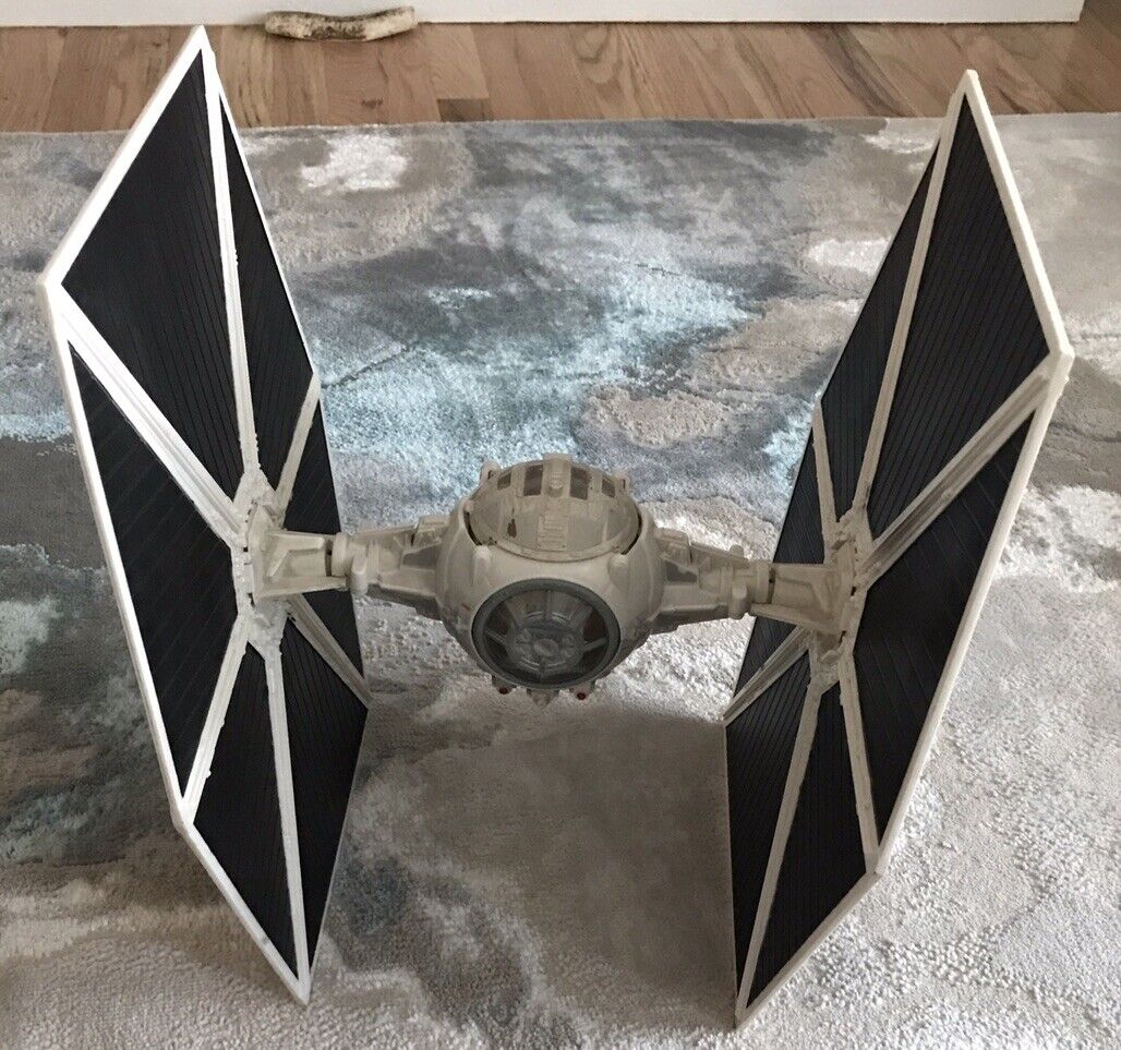 Star Wars Imperial TIE Starfighter with Detachable Wings 2003 Hasbro (no pilot)