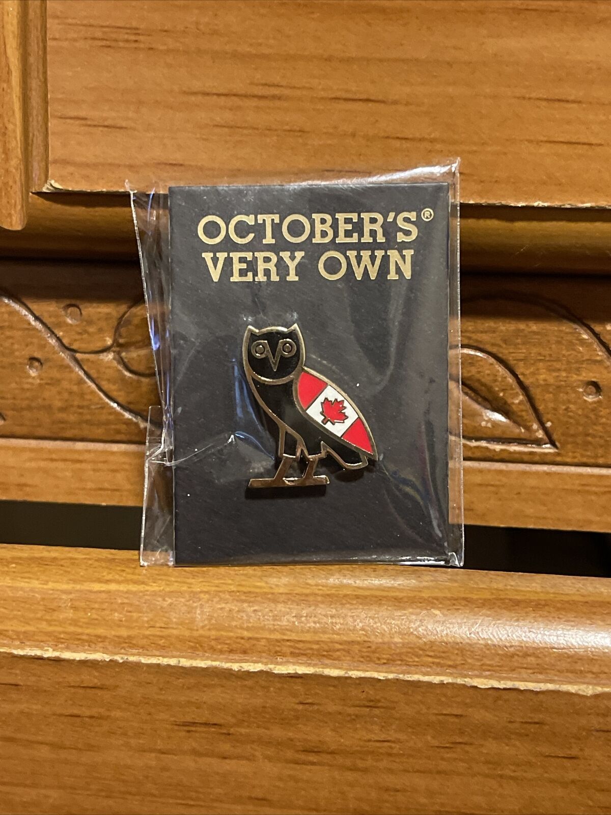 Official OVO October’s Very Own OG Owl Pin Drake Canada Flag Toronto