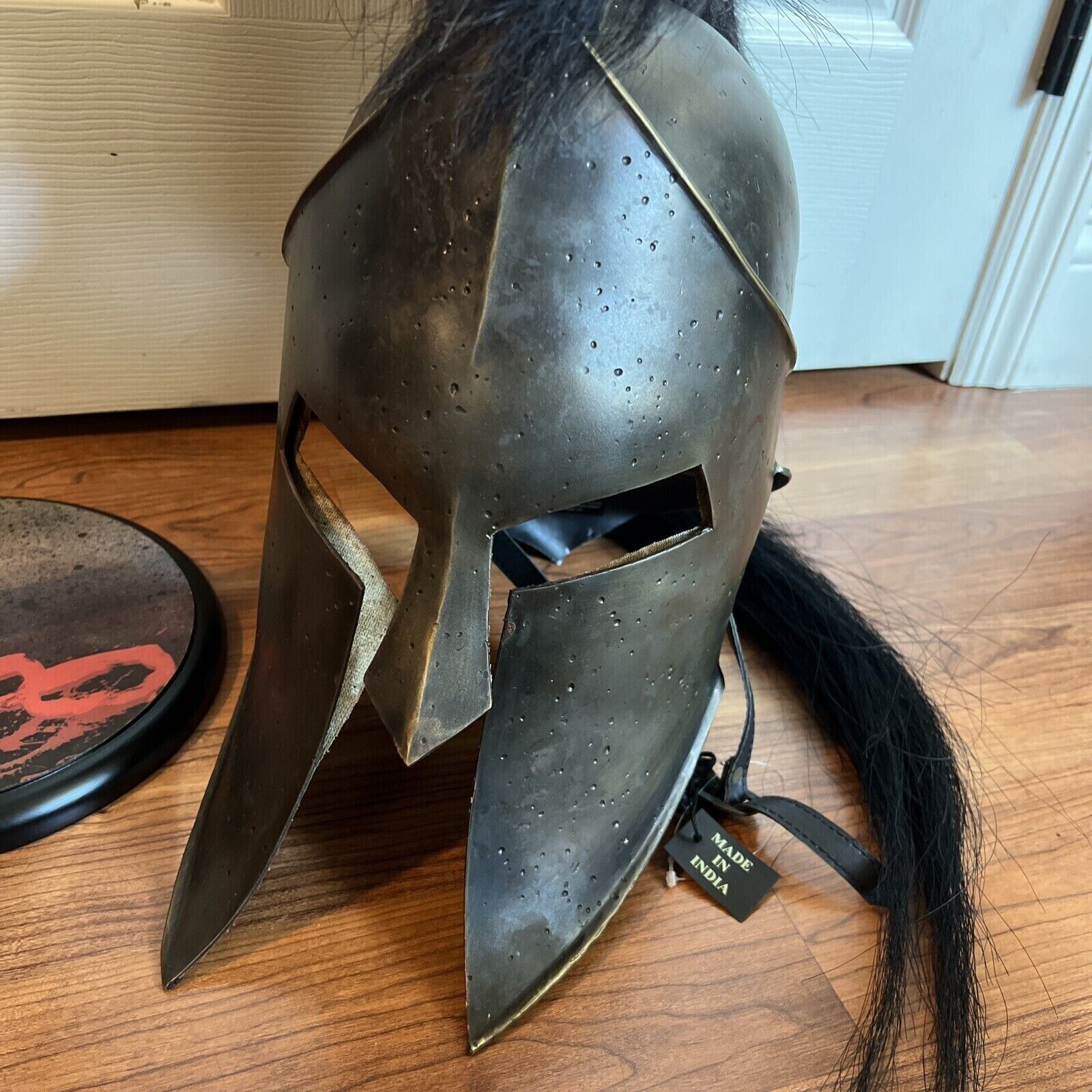 New King Leonidas Authentic Frank Miller’s 300 Spartan Helmet w/ Stand Designer