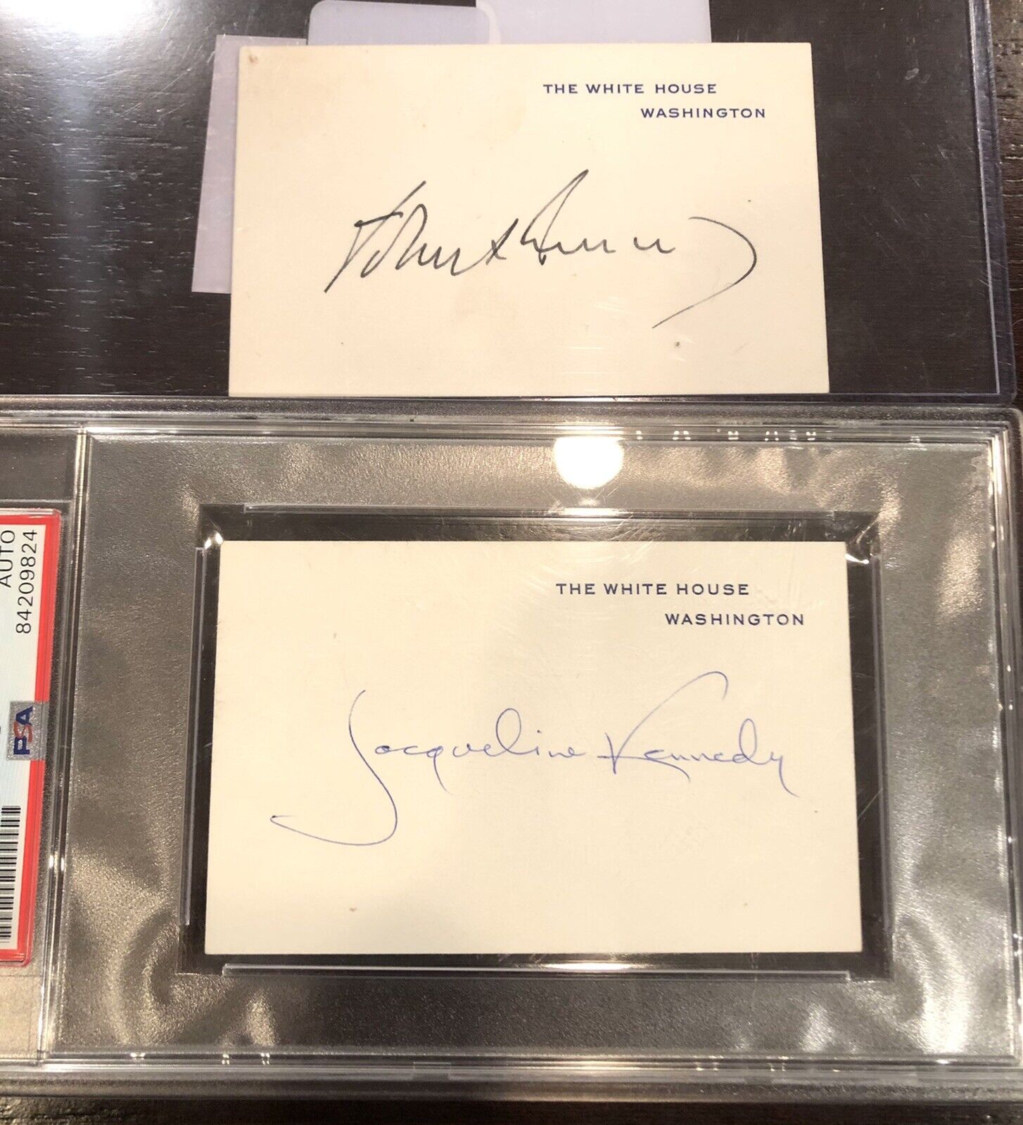 John F Kennedy & Jackie Kennedy PSA Autographs on White House Cards Signature 