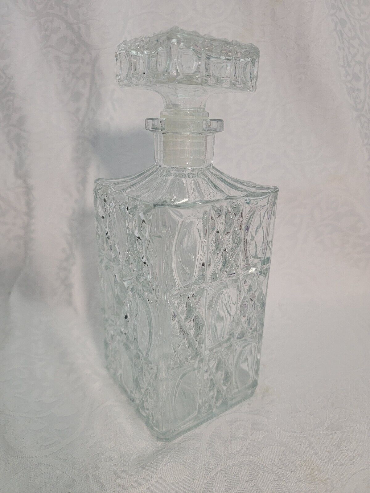 Beautiful Vintage Oberglass Austria Crystal Decanter 