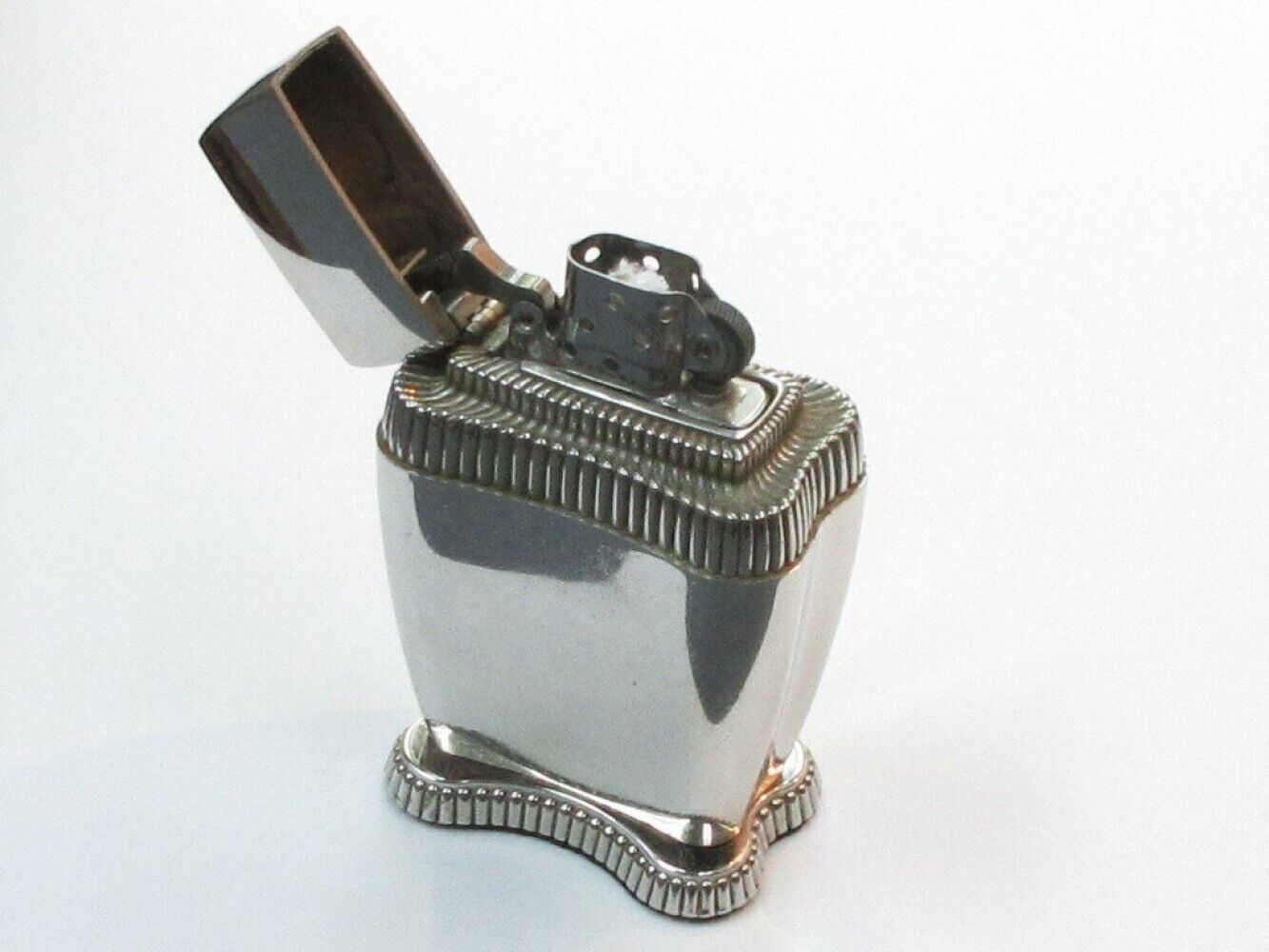 Vintage Zippo 1951-1952 Lady Bradford Harrison Co. Table Lighter