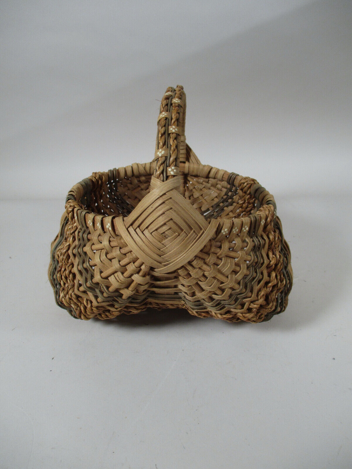 Vintage Buttocks Egg Gathering Woven Basket Country Hand Painted Artist Signed