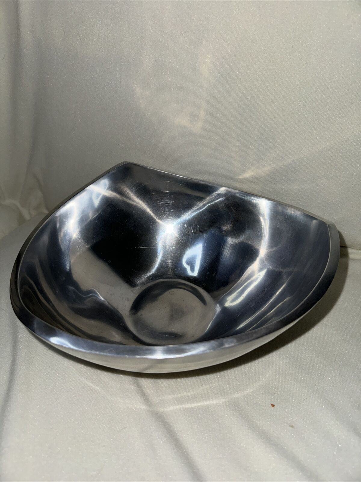 Large 528 NAMBE 1967 Classic Tri Corner Butterfly Bowl 11\