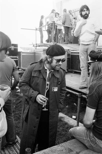 Elton John pictured at Reading Rock Festival 1977 Old Photo 2