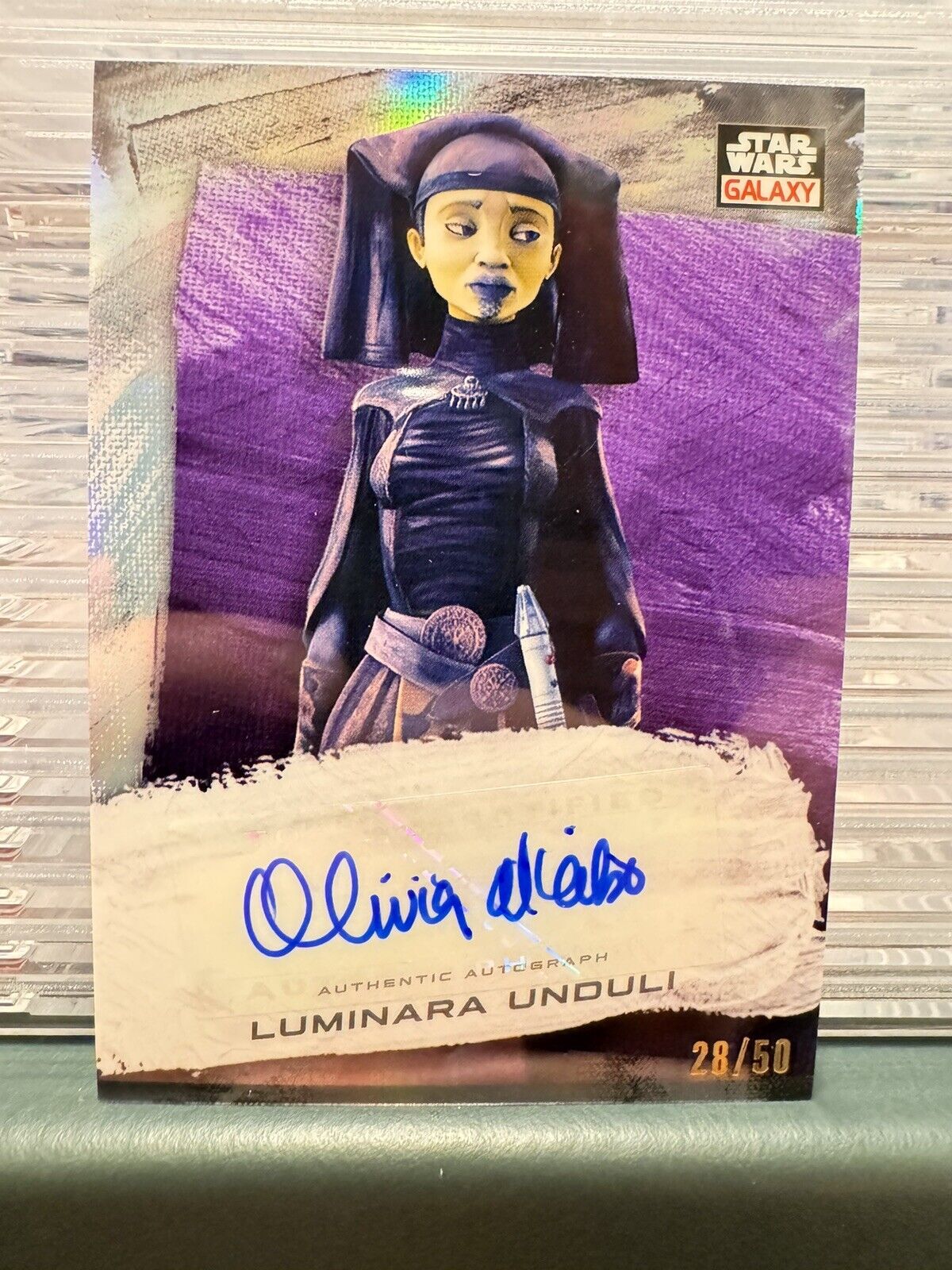 Luminara Unduli 2022 Star Wars Galaxy Olivia D\'Abo Autographs Purple /50