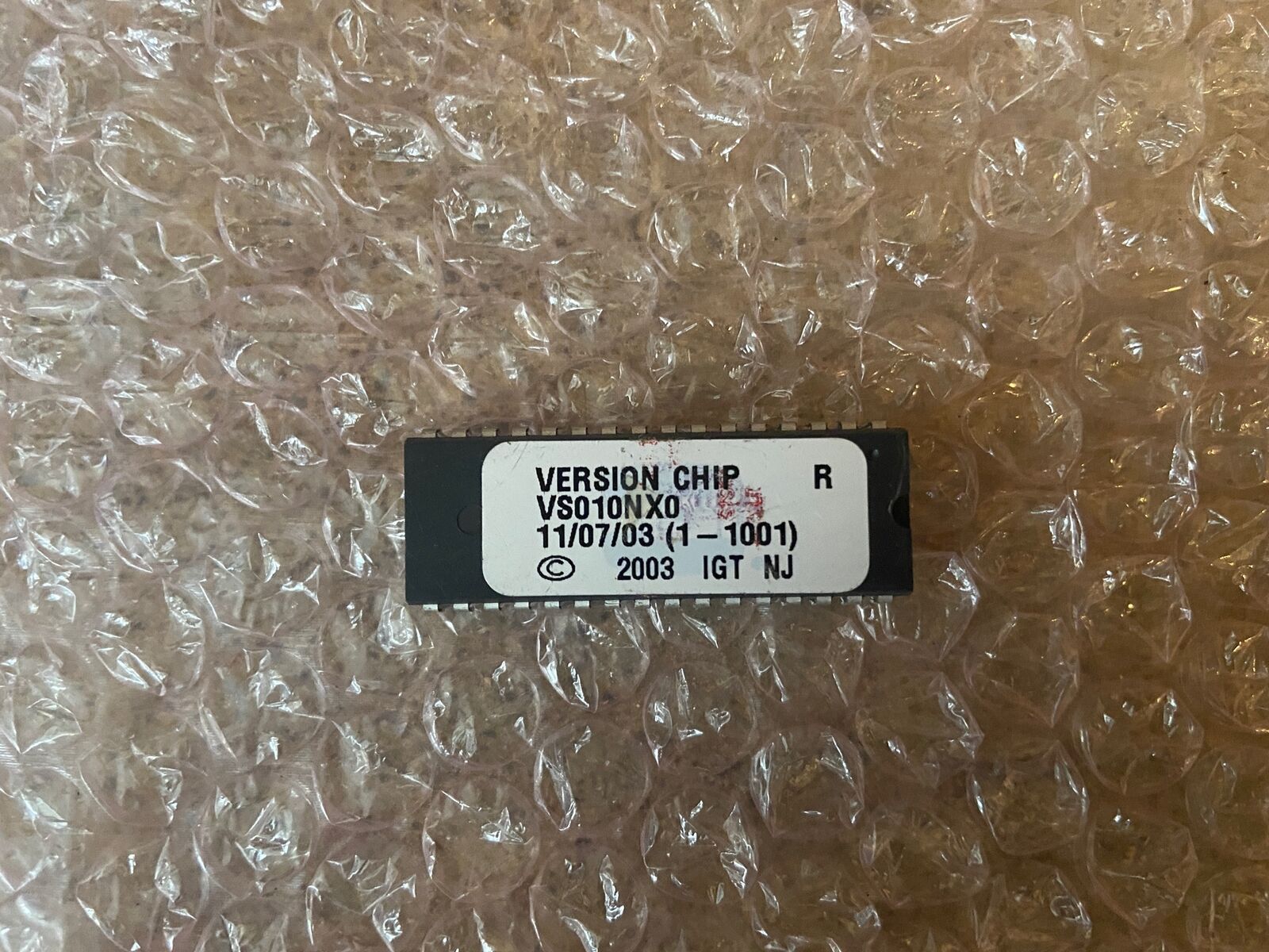 GENUINE IGT VERSION CHIP VS010NX0 EPROM *FAST SHIPPING* / (30)