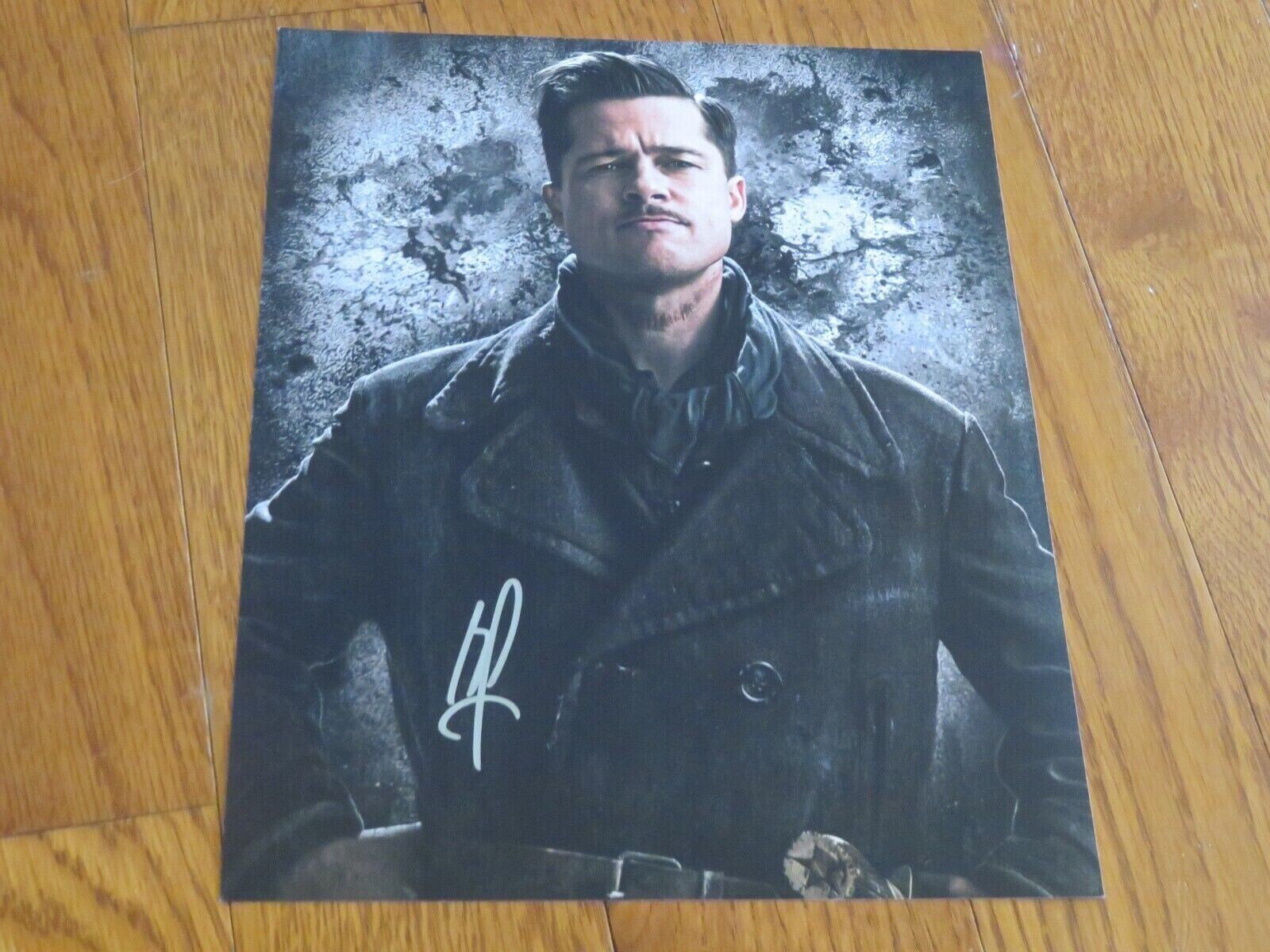 Brad Pitt Autographed Hand Signed Photo 8x10 Inglorious Basterds