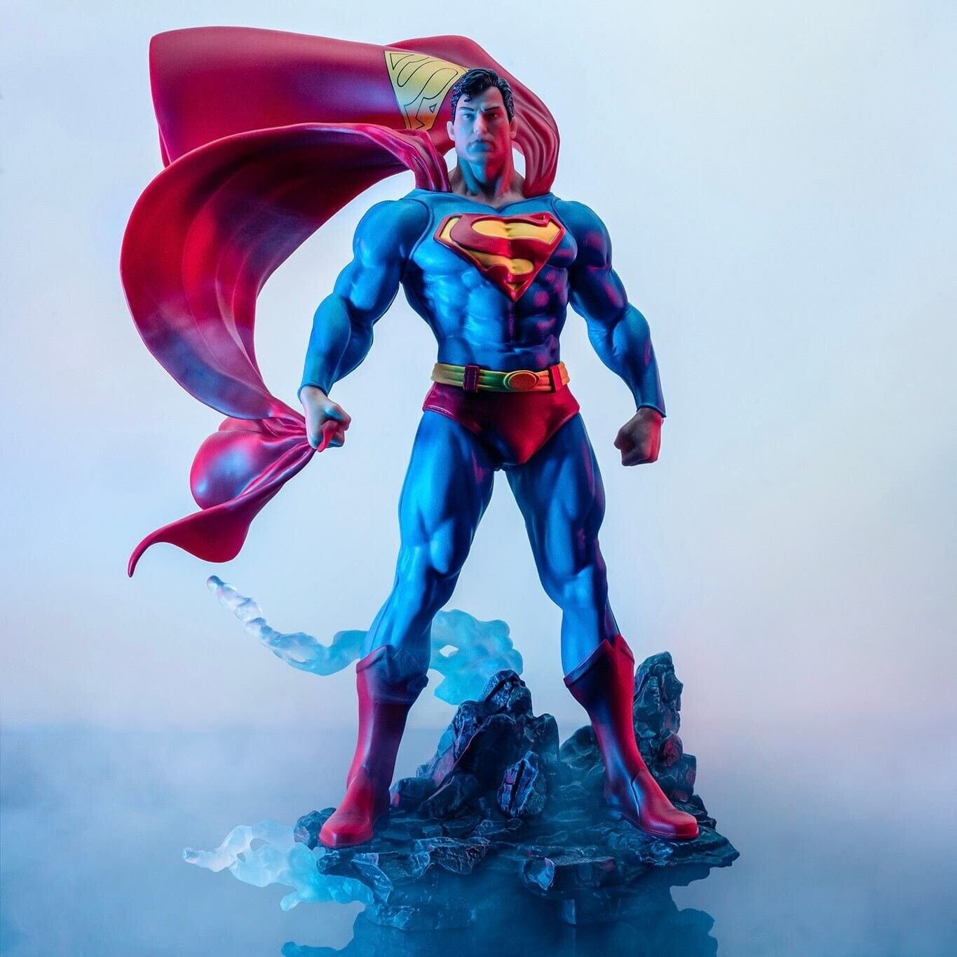 DC Heroes Superman Classic Version 1:8 Scale Statue (Previews Exclusive)