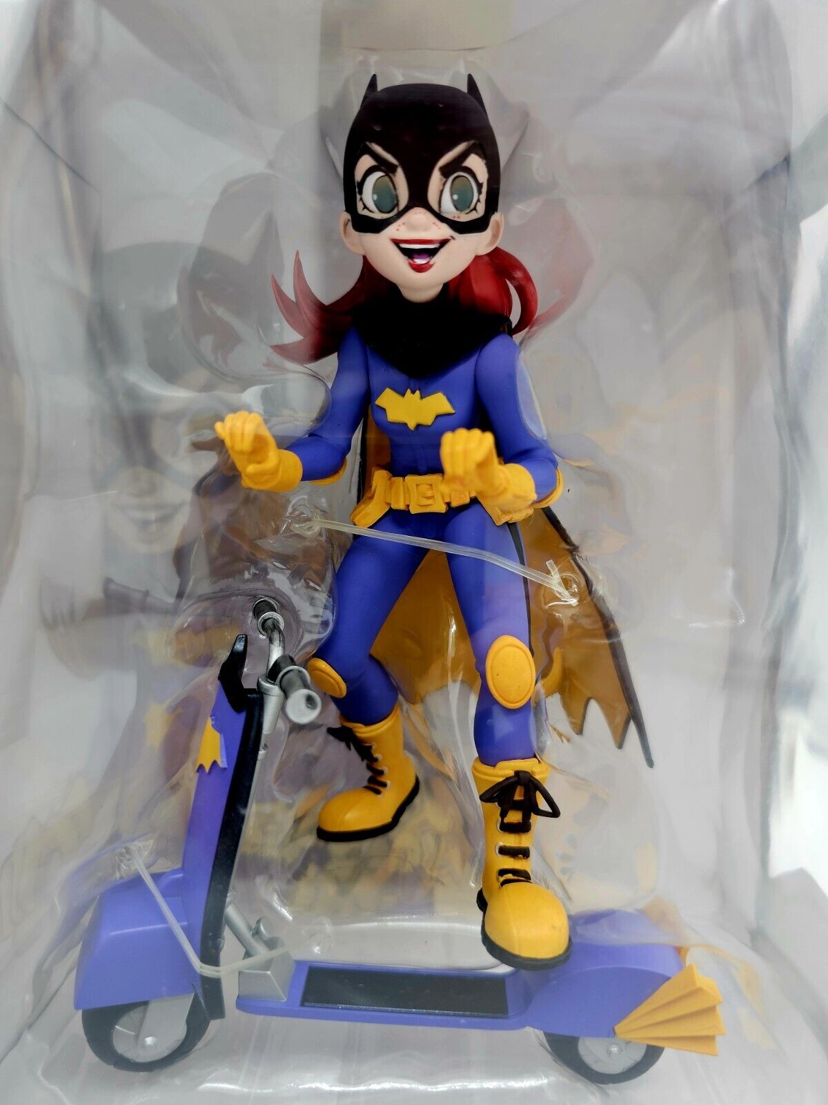 DC COLLECTIBLES DC ARTISTS ALLEY BATGIRL CHRISSIE ZULLO COLOR VARIANT