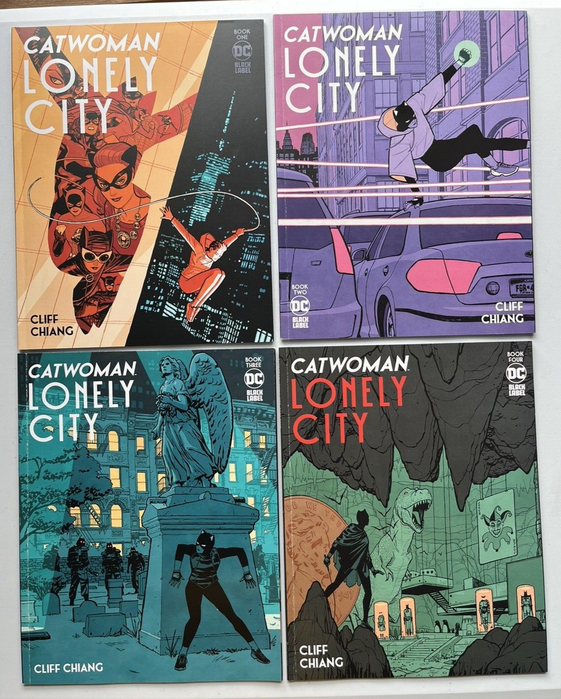 Catwoman Lonely City # 1 2 3 4 Complete Set Series Run Chiang / DC Black Label