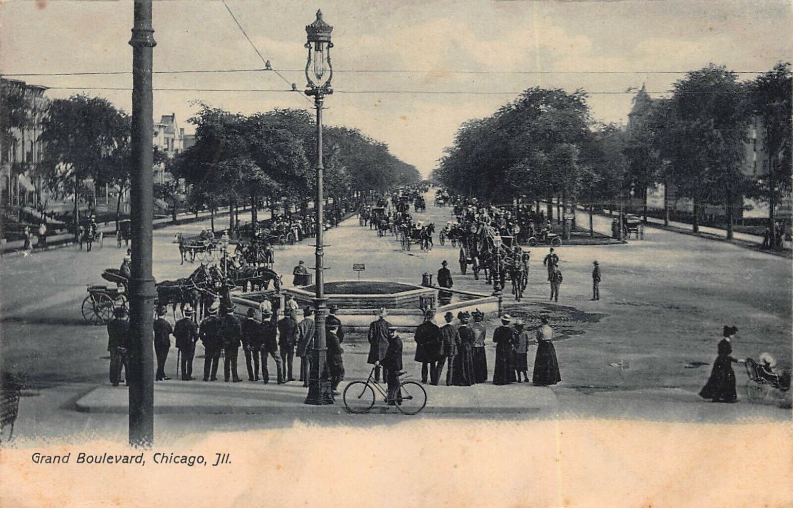 Grand Boulevard, Chicago, IL,  Very Early Postcard, Unused 