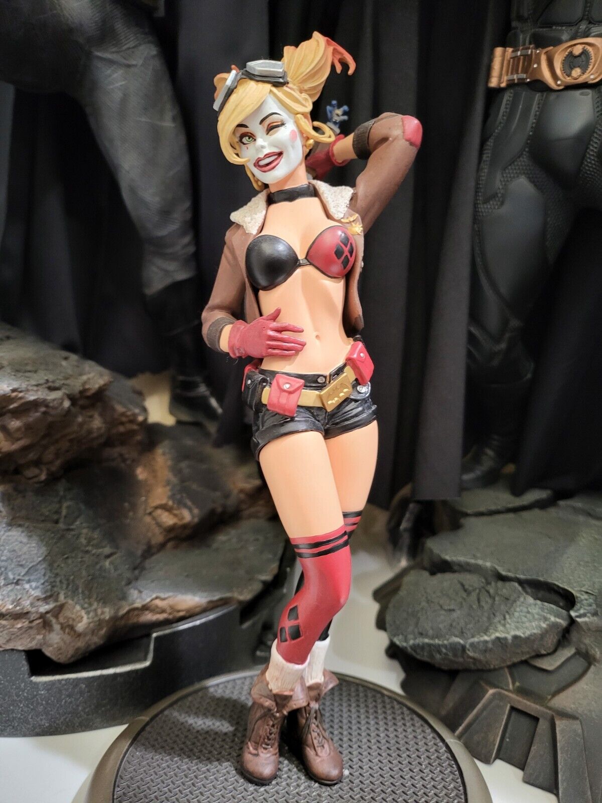 DC Collectibles BOMBSHELLS HARLEY QUINN STATUE