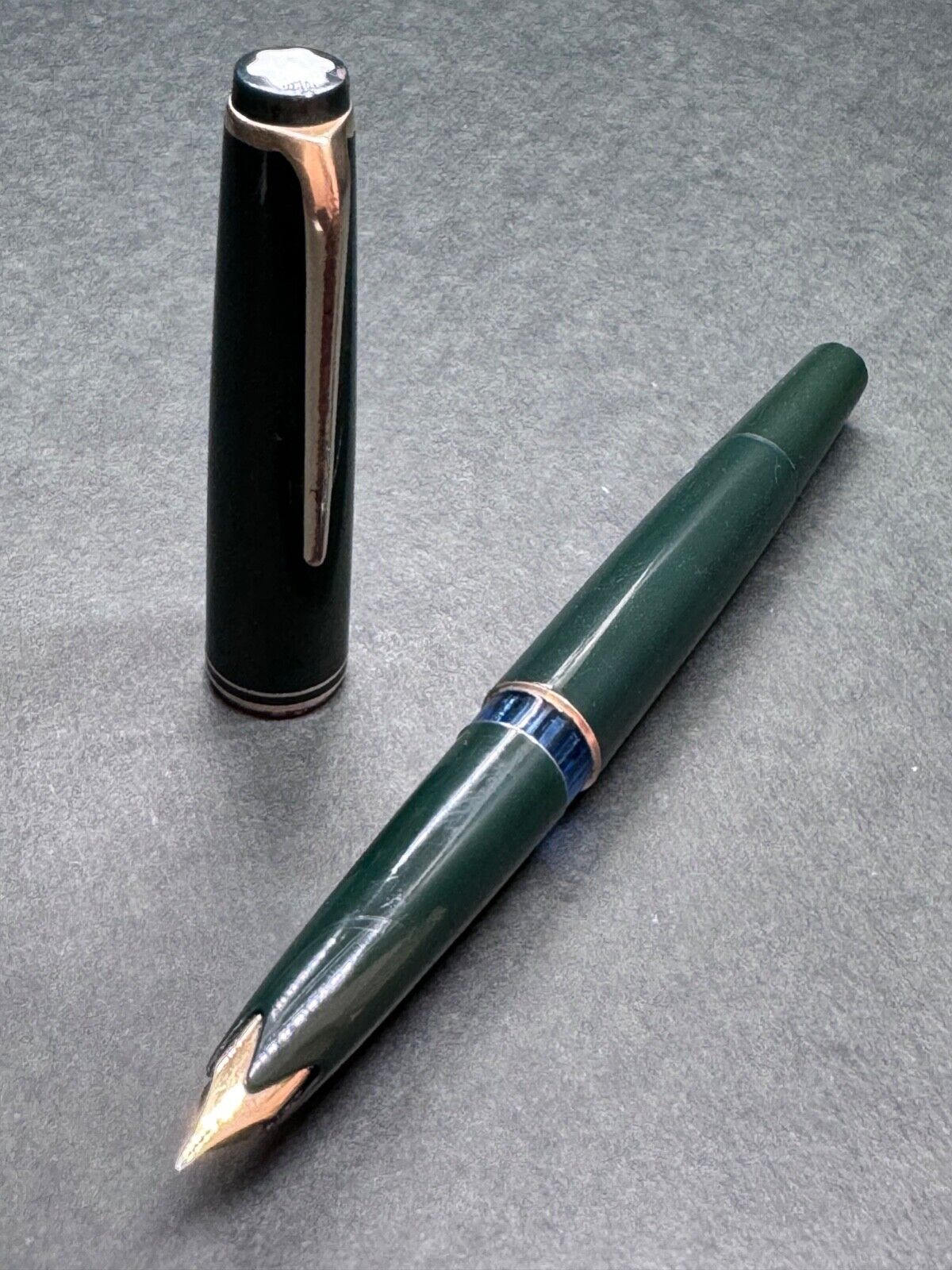 [Excellent++] MONTBLANC No.22 Green Vintage Piston-filler Fountain Pen 14C 585/F