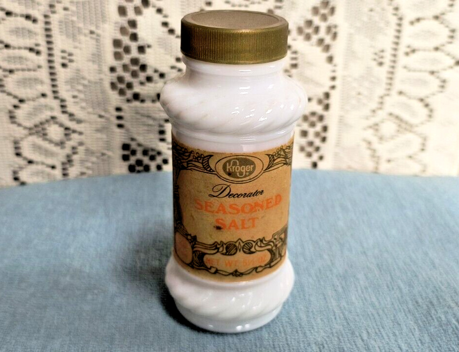 Vintage Kroger\'s Seasoning Salt White Milk Glass Shaker w/lid 5 1/2 oz