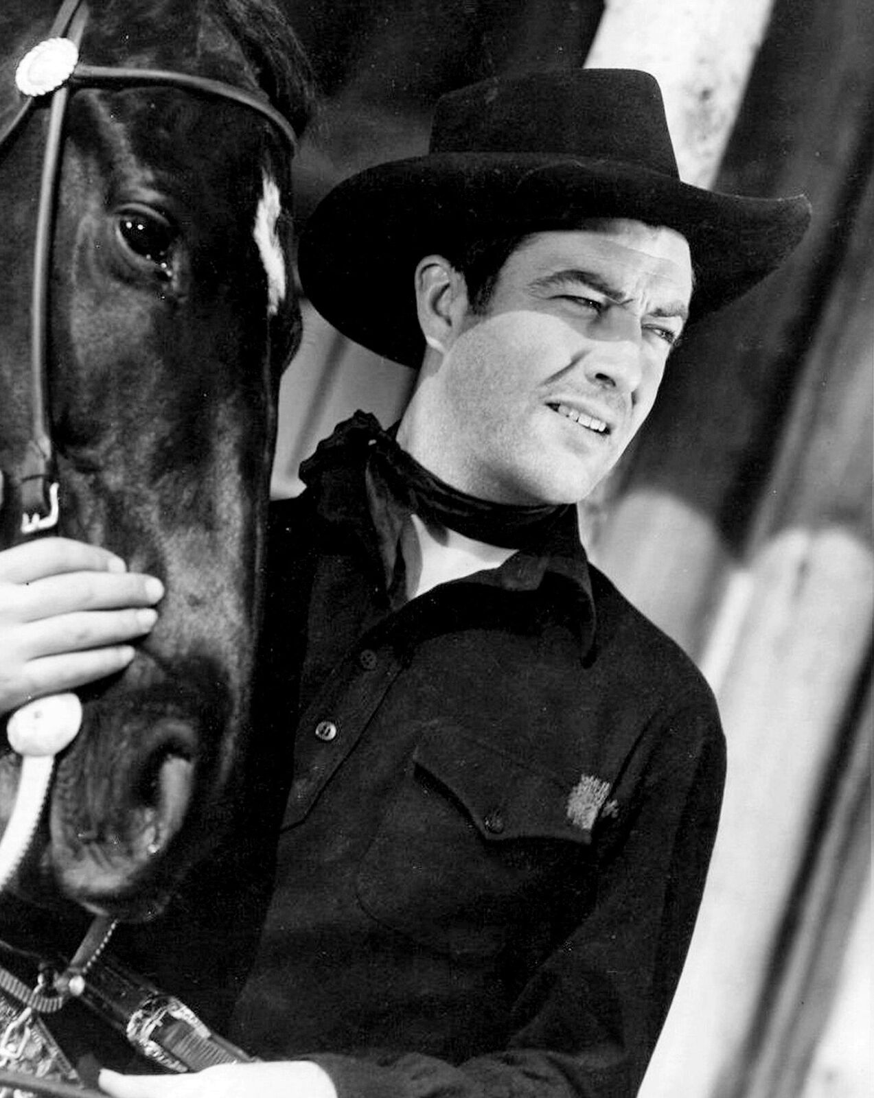 1942 ROBERT TAYLOR in BILLY THE KID Photo  (182-f )
