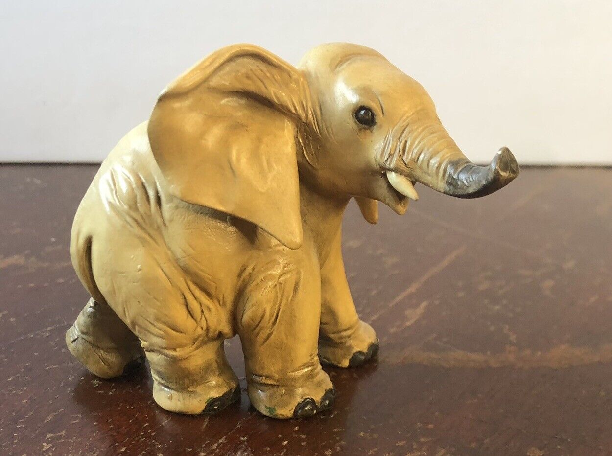 Artist Signed Guido Cacciapuoti Mini Elephant, Made In Italy, Vintage 1970s