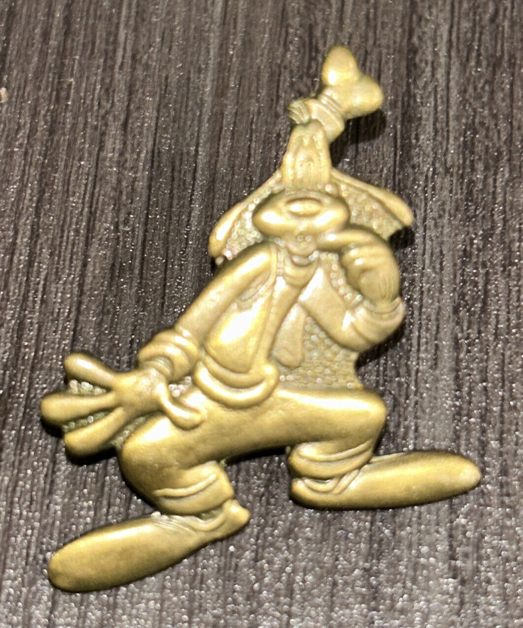 Vintage Disney - Goofy - Brass Series Pin