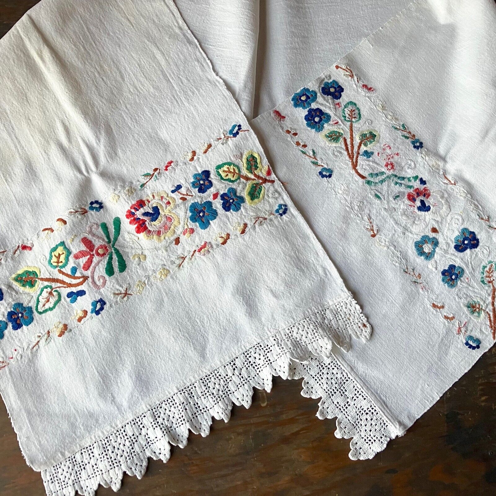 Vintage Transylvania Embroidered Towel Table Runner As Is Romania