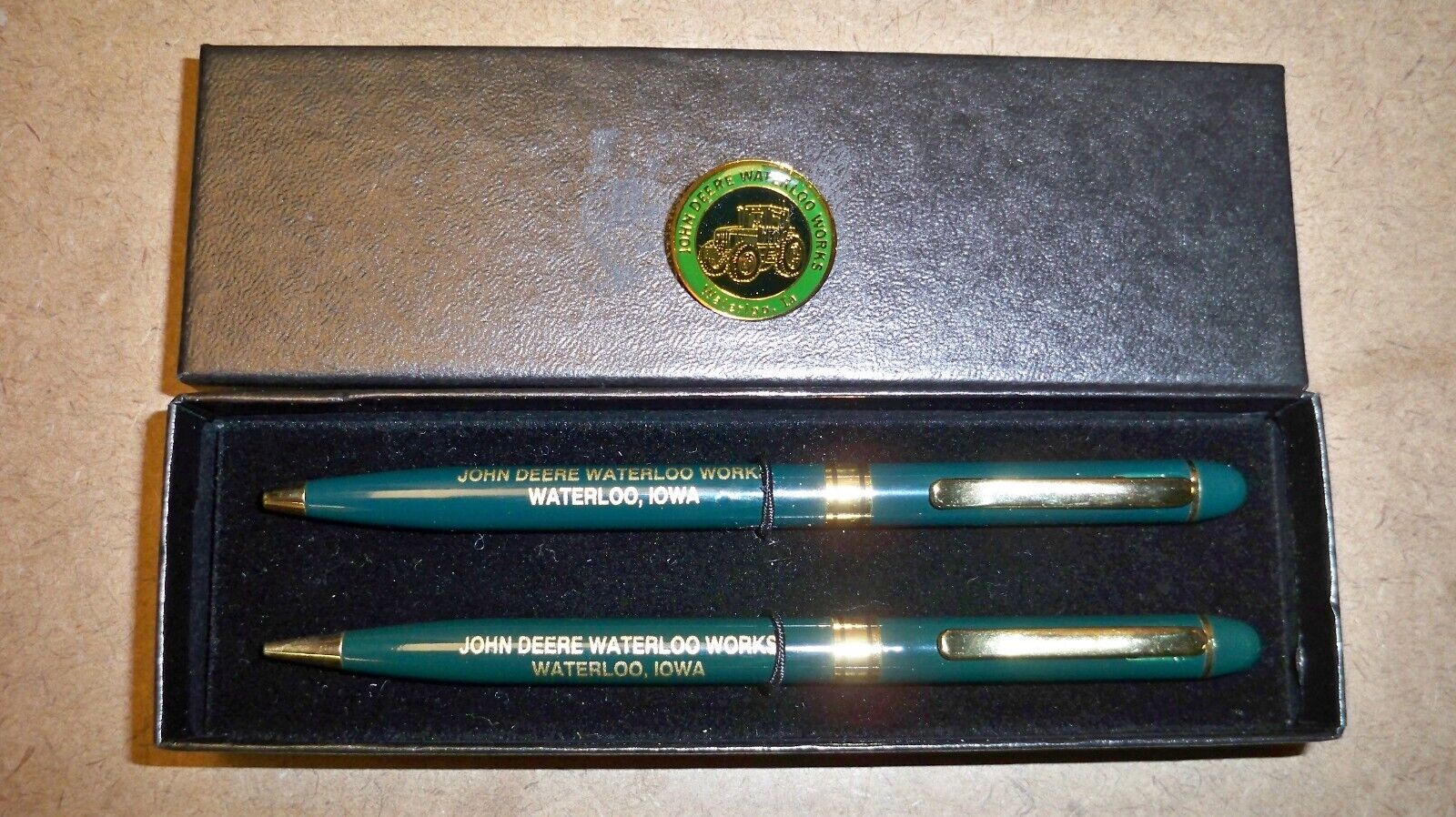 Vintage JOHN DEERE Waterloo Works Pen & Mechanical Pencil SET / Lapel Pin