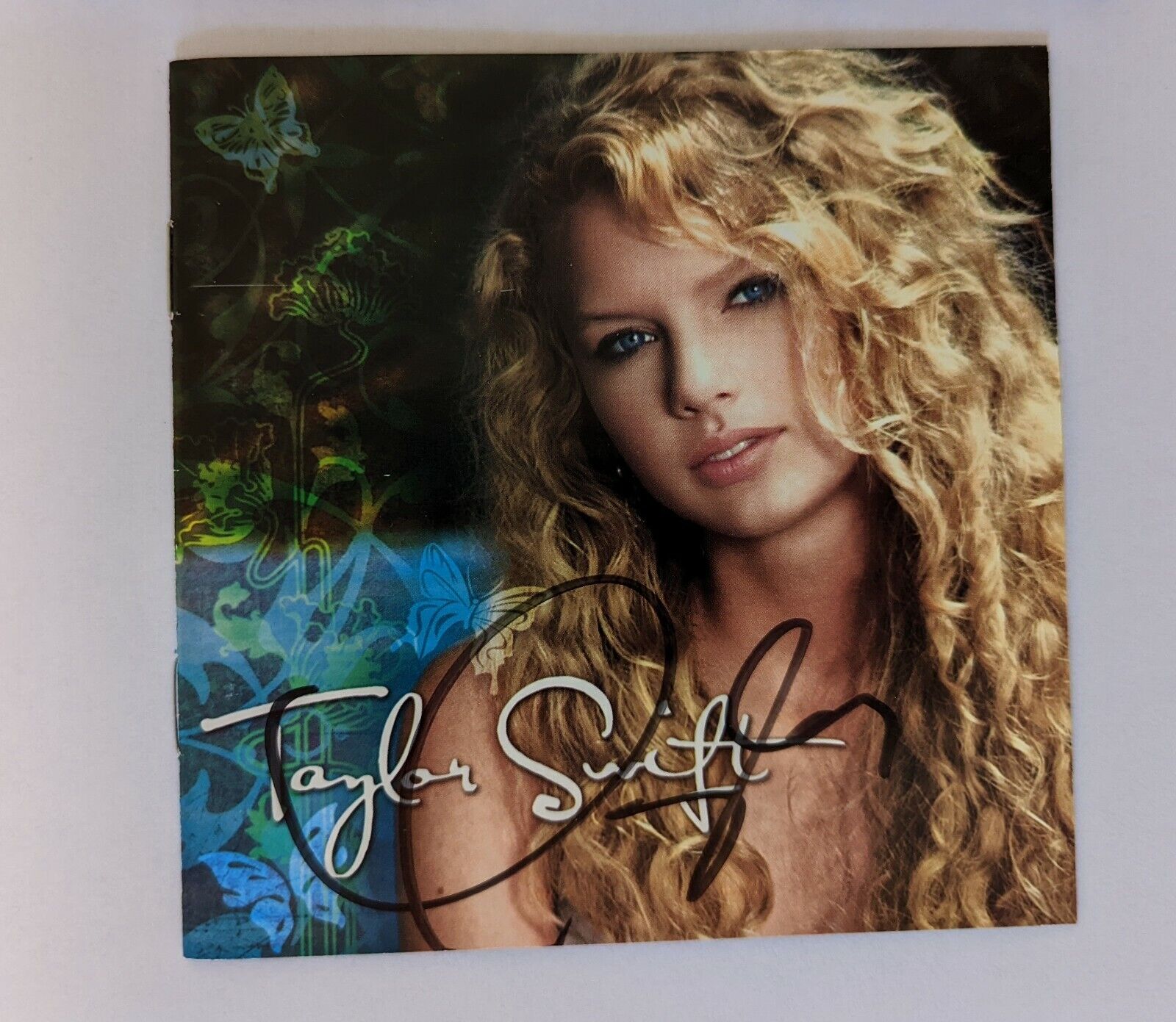 Authenticated Autographed Taylor Swift Debut Album booklet and CD, ACOA, LOA