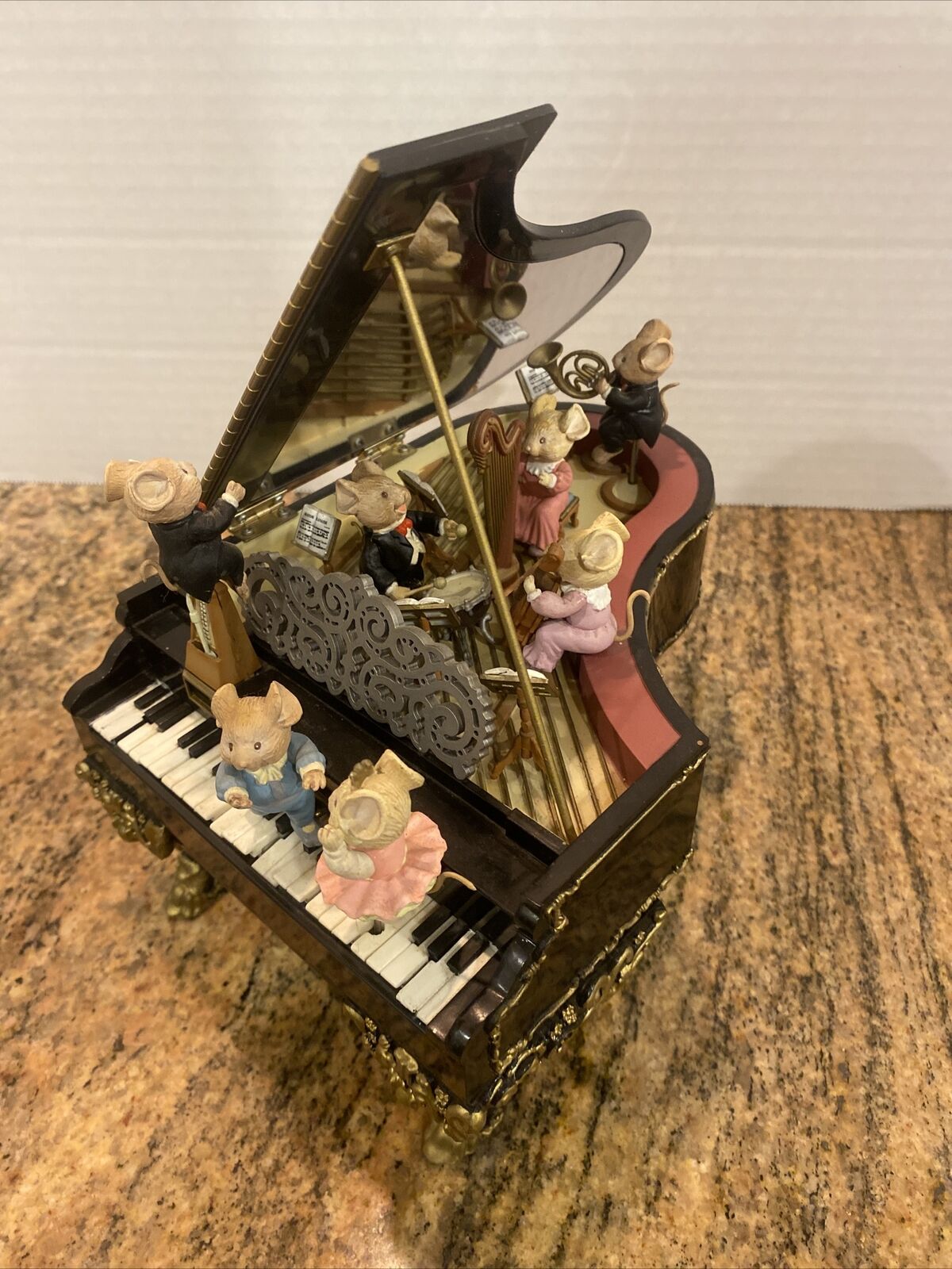 Enesco Music Mice-Tro Deluxe Action Grand Piano Music Box Plays Polonaise