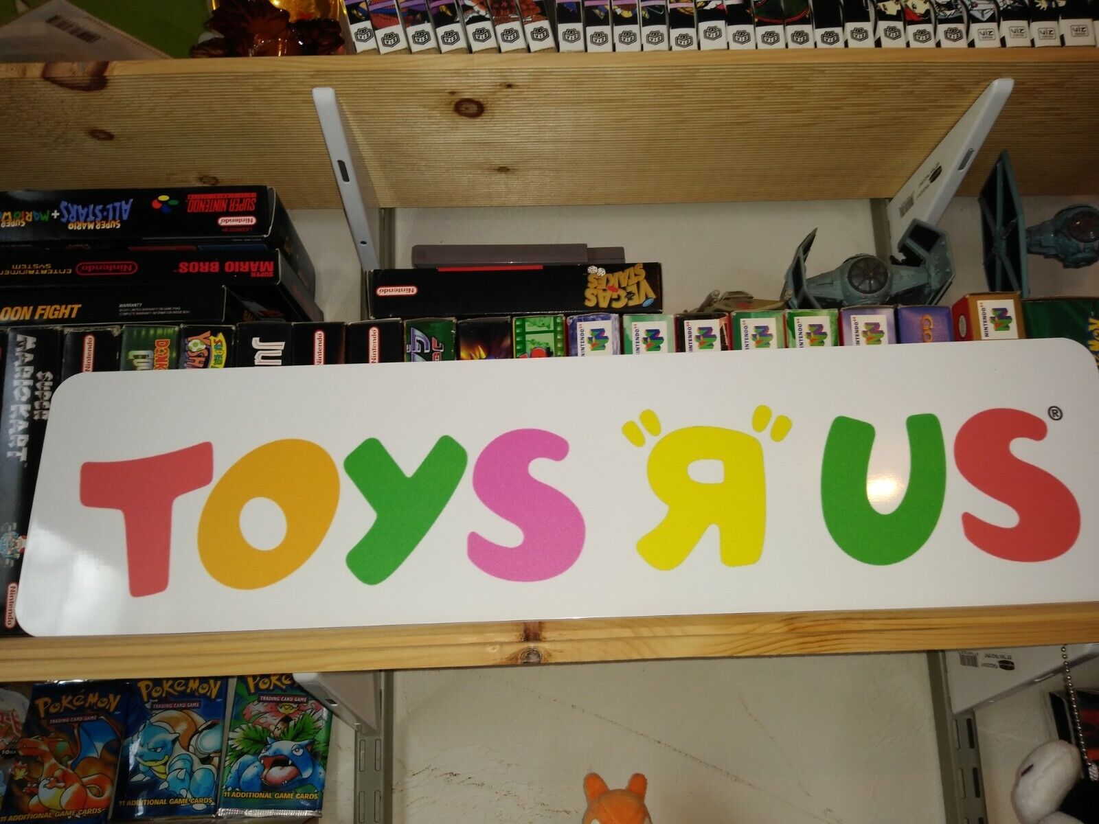 Toys R Us Aluminium Sign 6\