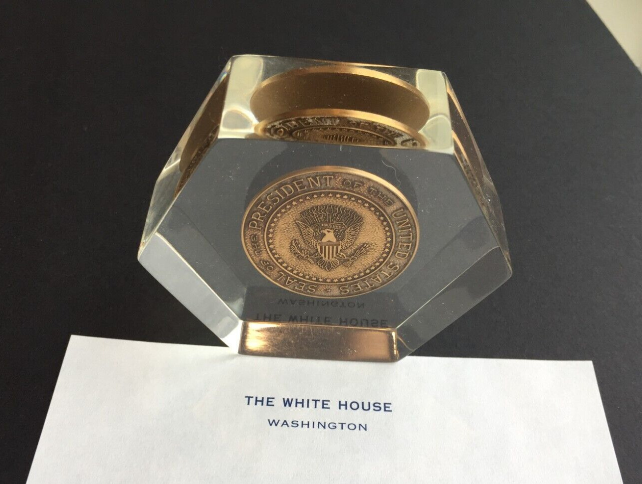 JOHN F KENNEDY -PRESIDENTIAL PAPERWEIGHT FROM MCNAMARA ESTATE- WHITE HOUSE-ISSUE