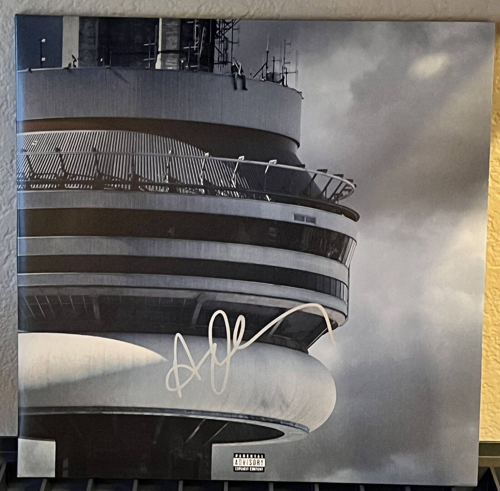 Drake signed views vinyl W/COA RARE🔥🔥🔥