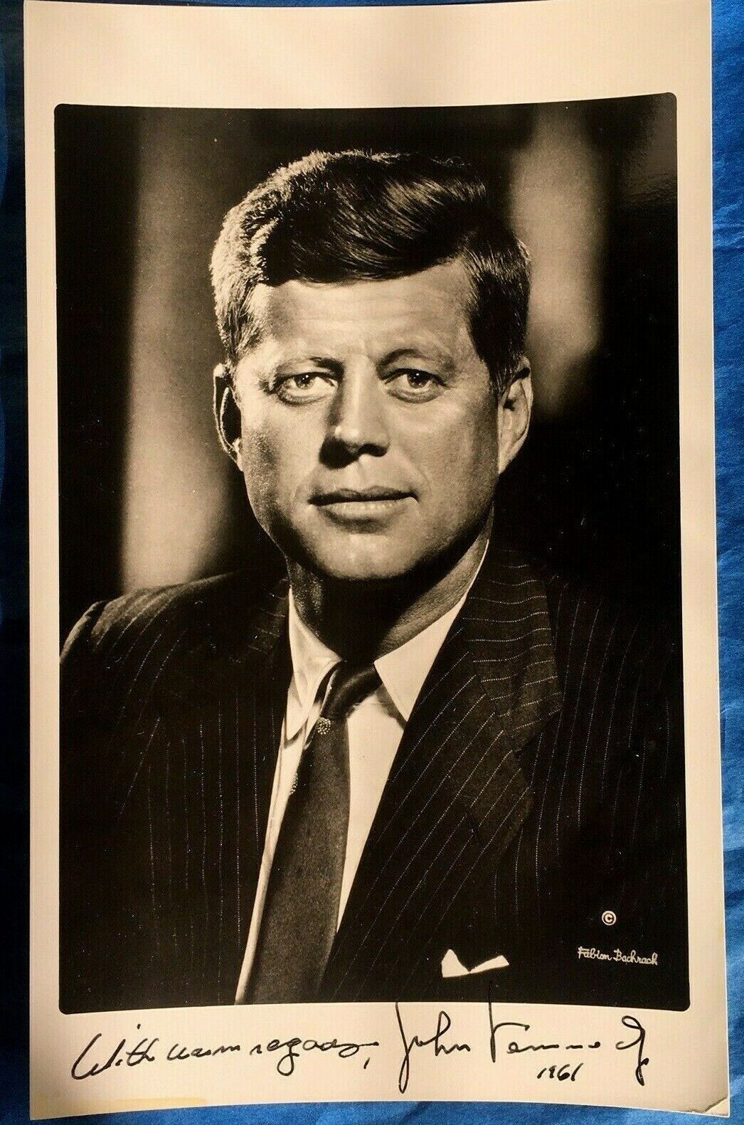 1961 John F Kennedy Photo 5x8 Fabian Bachrach JFK Warm Regards  Message No COA