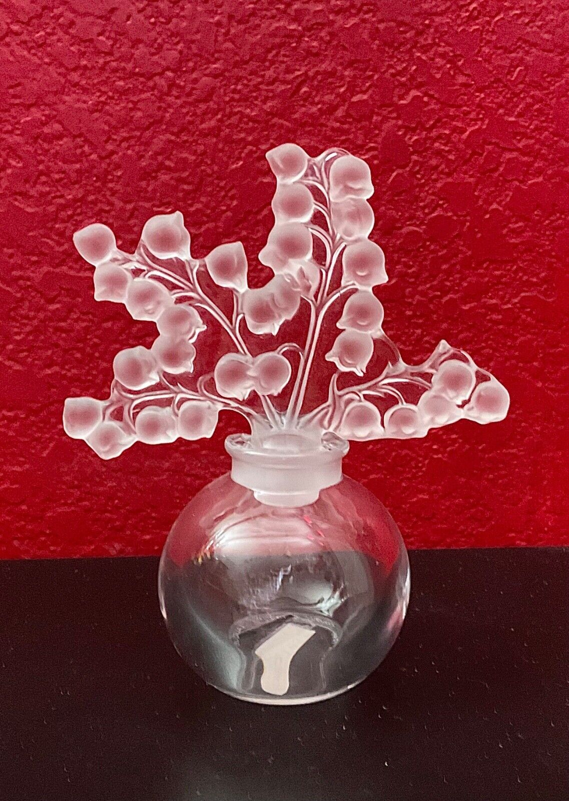 SOA LALIQUE CRYSTAL LILY OF THE VALLEY CLAIREFONTAINE  PERFUME BOTTLE W/STOPPER