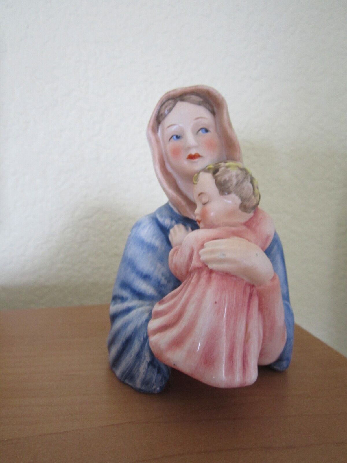 Madonna Holding Child, Goebel - Hummel Figurine Sacrart  Germany Bee Marking