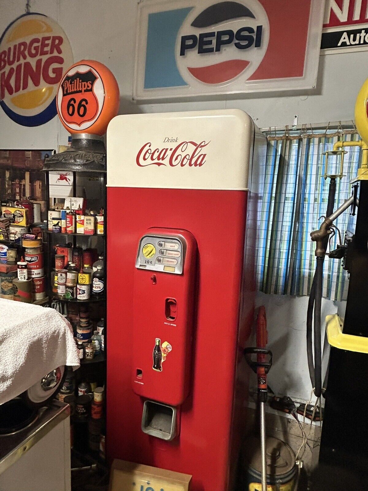 Antique Coke Machine 