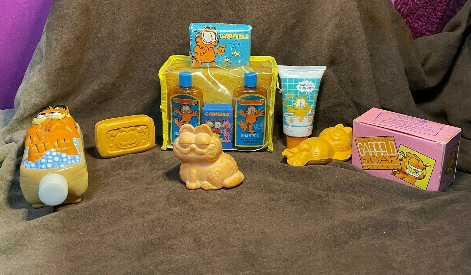 Collectible Vintage Garfield Bathroom Accessories - New & Gently Used