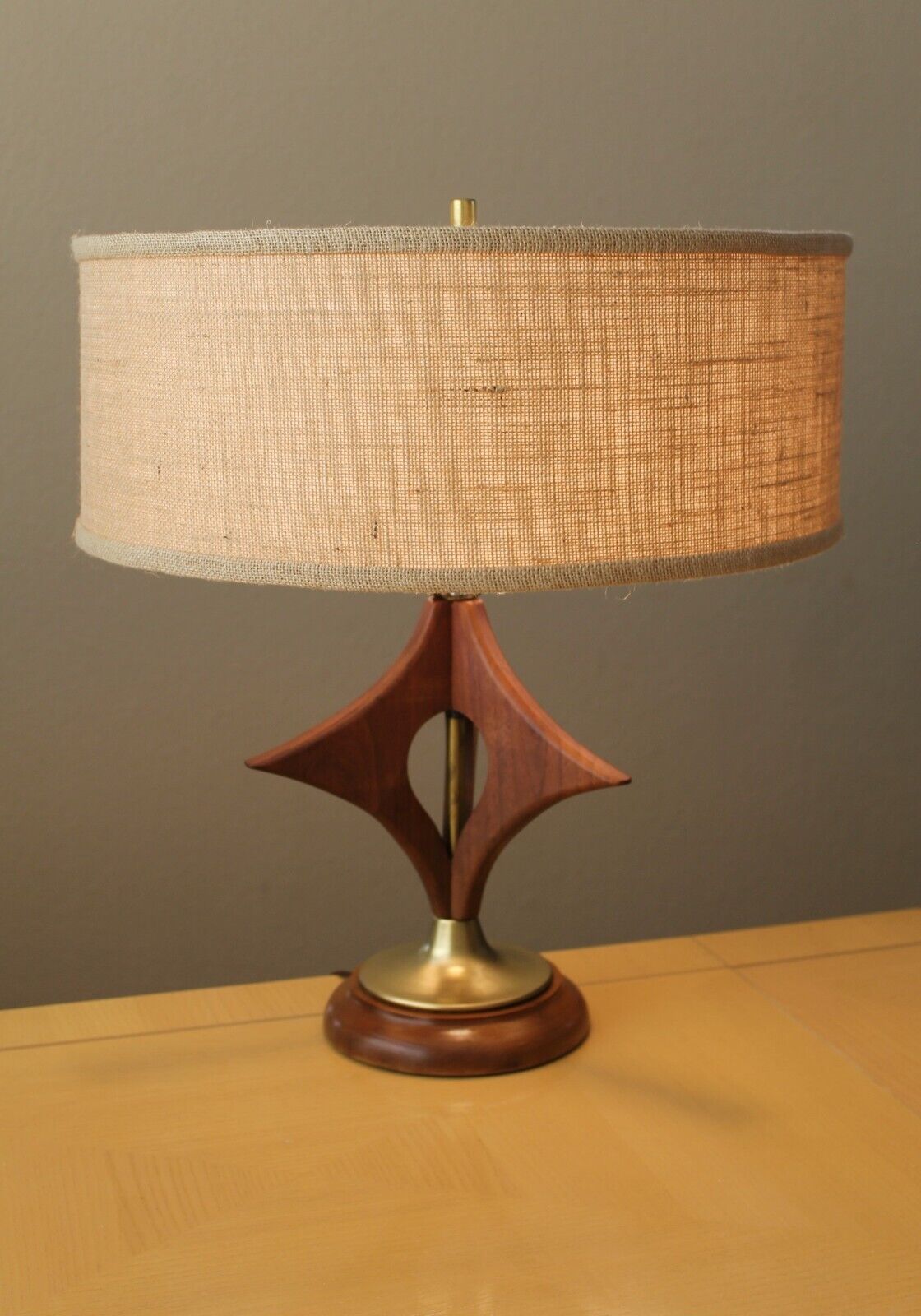 MID CENTURY DANISH MODERN WALNUT TABLE LAMP 1950'S VTG COOL GOOD DESIGN MCM
