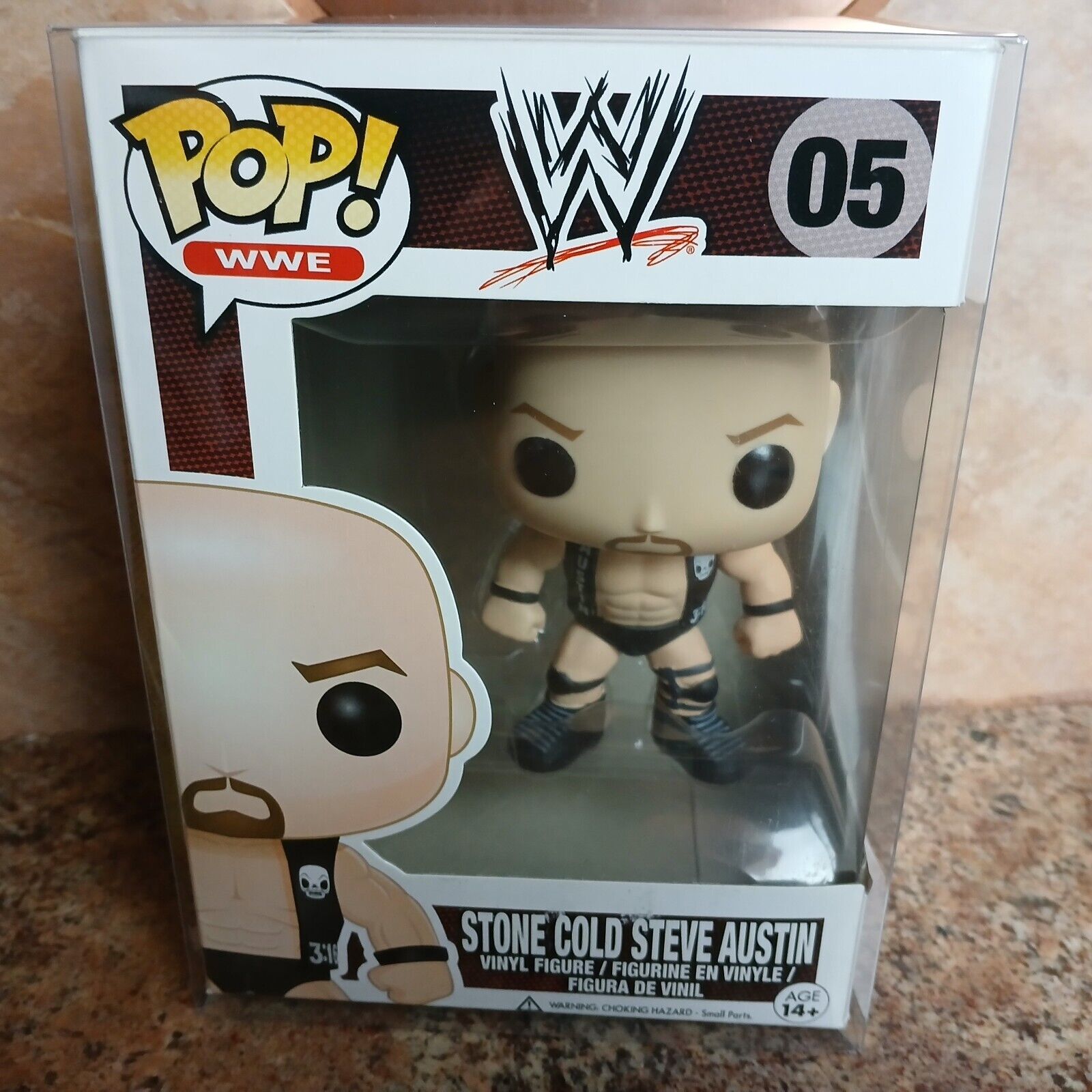 VAULTED Funko POP WWE - 05 Stone Cold Steve Austin 2013 - with Protector