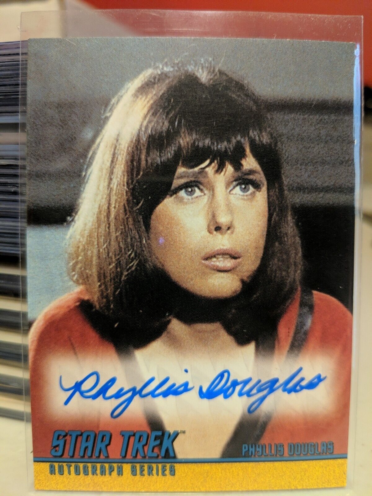 Quotable Star Trek TOS Phyllis Douglas A93 Autograph Card as Yeoman Mears 2004 
