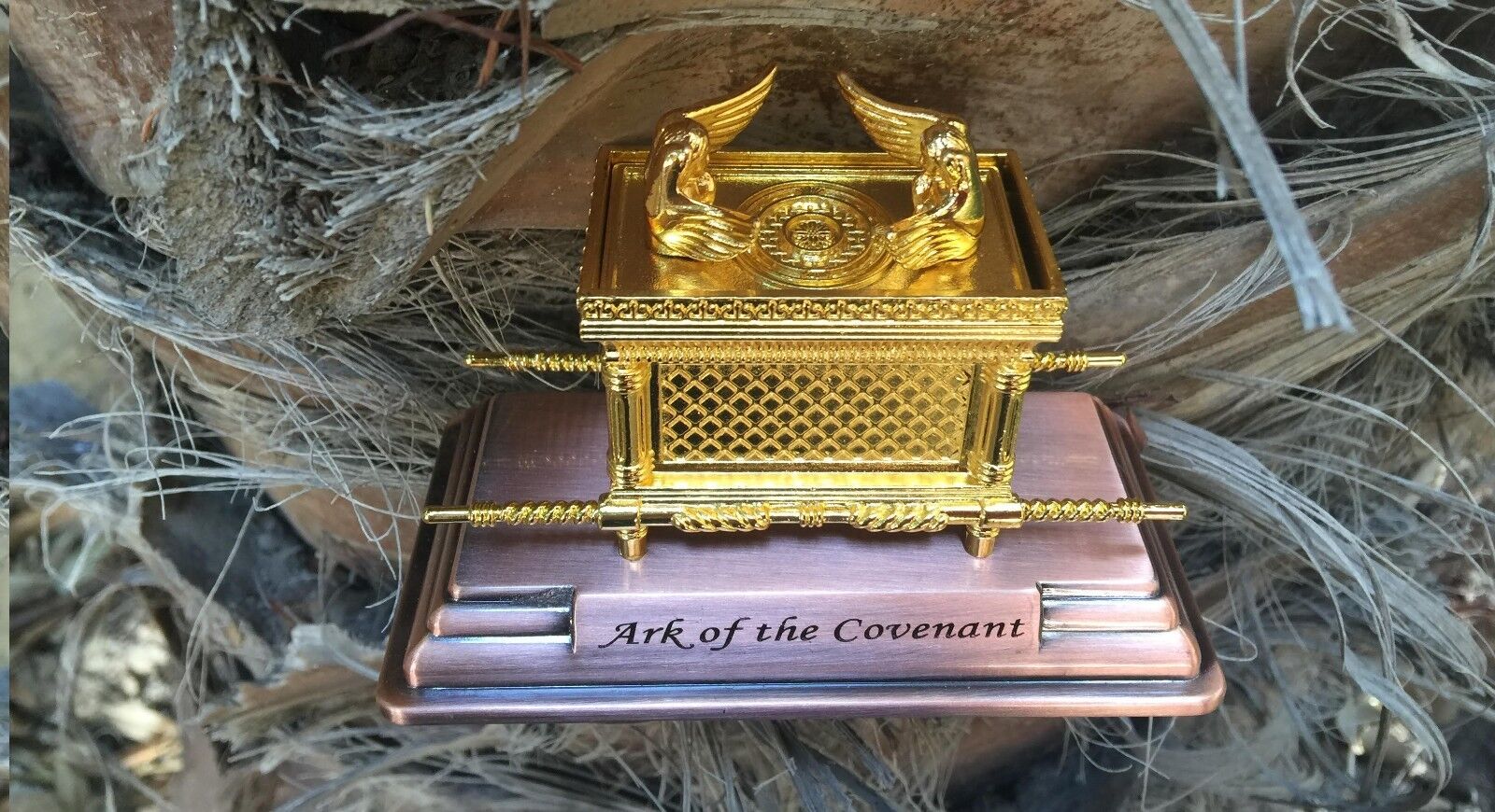 Ark of the Covenant Box Gold Plated Metal from Jerusalem A Jewish Souvenir