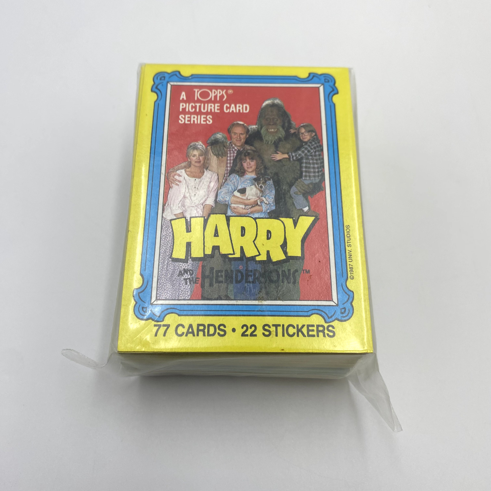 1987 TOPPS HARRY & THE HENDERSONS TRADING CARDS - 77 CARDS 22 STICKERS