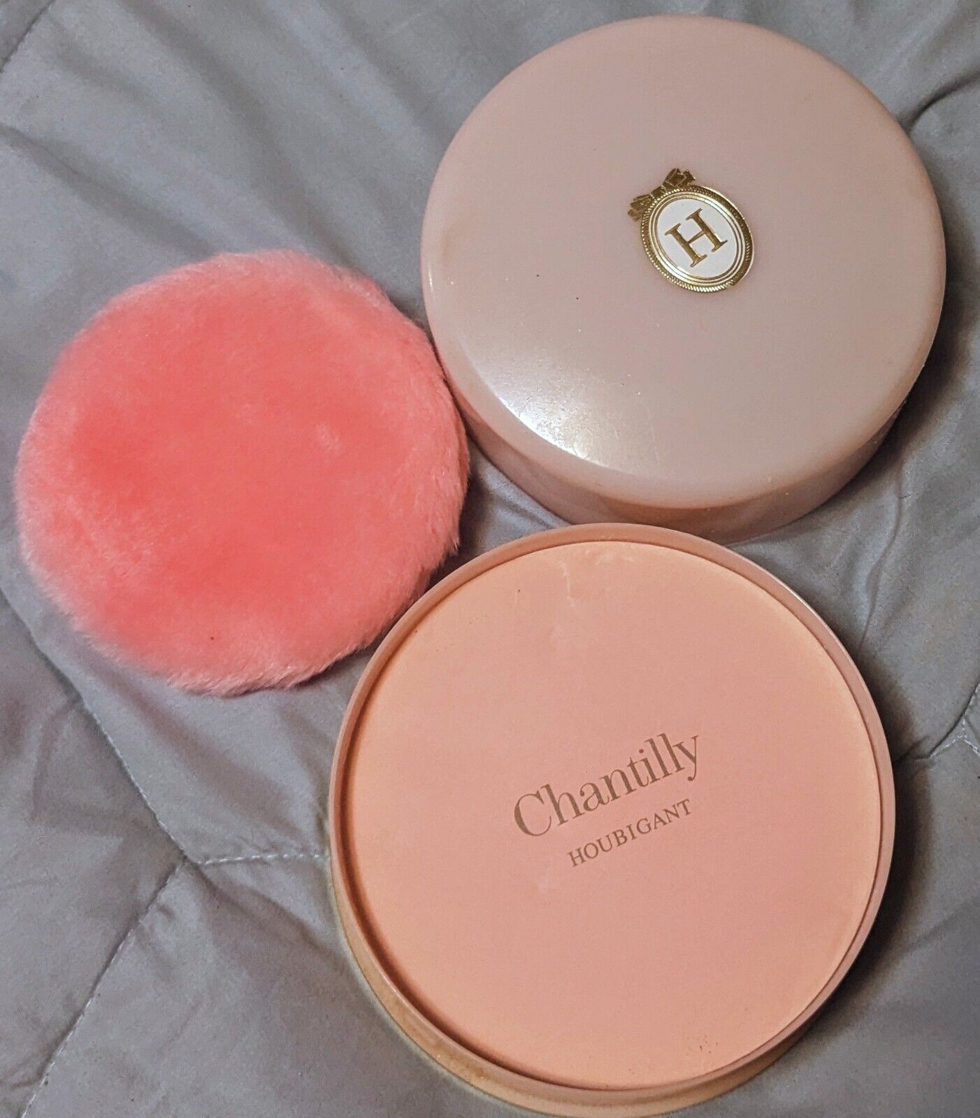 Vintage Houbigant Chantilly Pink Vanity \